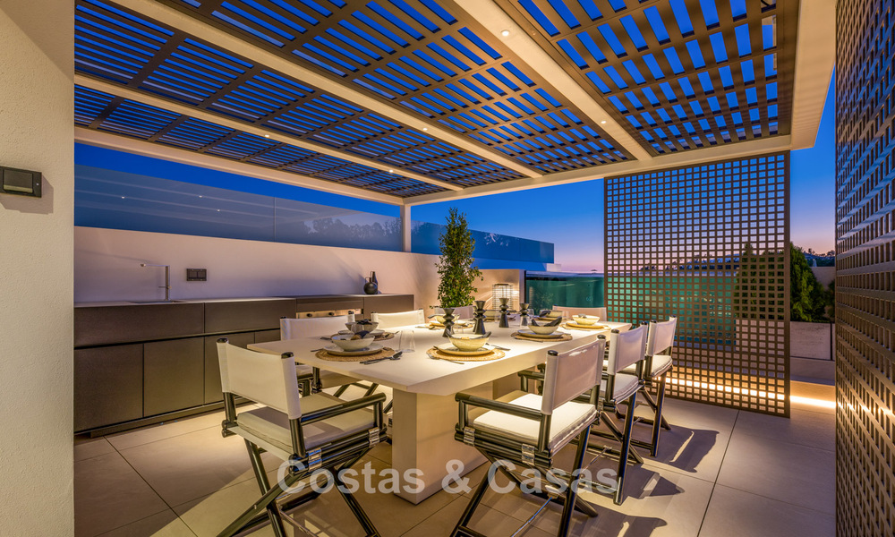 Casa de lujo lista para entrar a vivir en un innovador y lujoso complejo con vistas al mar, ubicada en la Milla de Oro de Marbella 74510