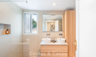 Apartamento contemporáneo reformado a poca distancia de todos los servicios y de la playa en Nueva Andalucía, Marbella 74639 