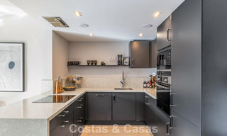 Apartamento contemporáneo reformado a poca distancia de todos los servicios y de la playa en Nueva Andalucía, Marbella 74646 
