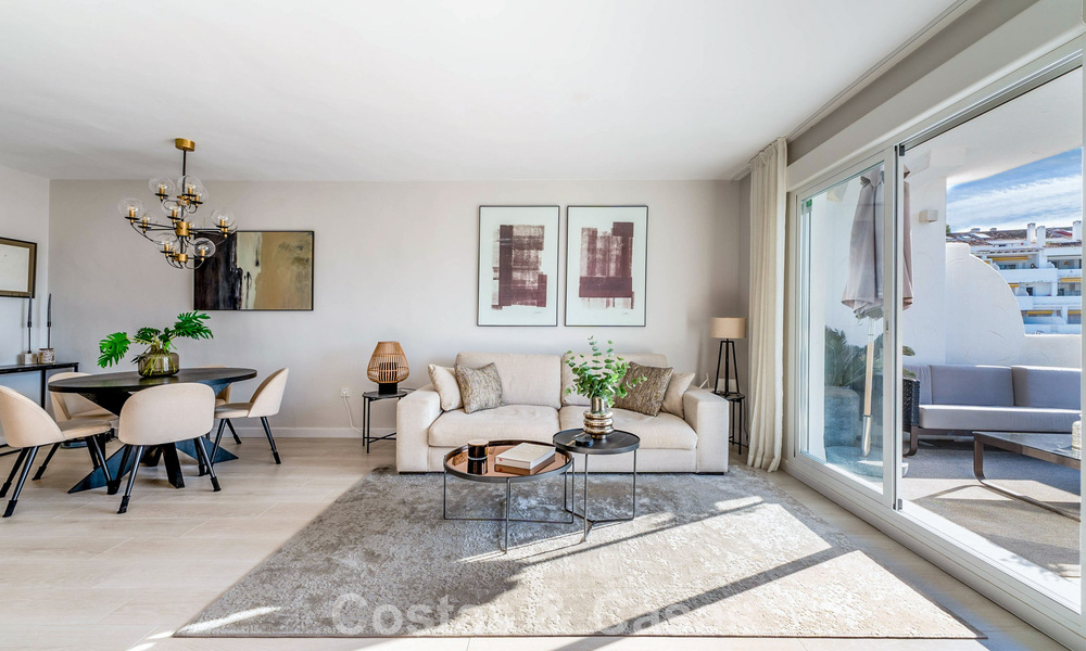 Apartamento contemporáneo reformado a poca distancia de todos los servicios y de la playa en Nueva Andalucía, Marbella 74654