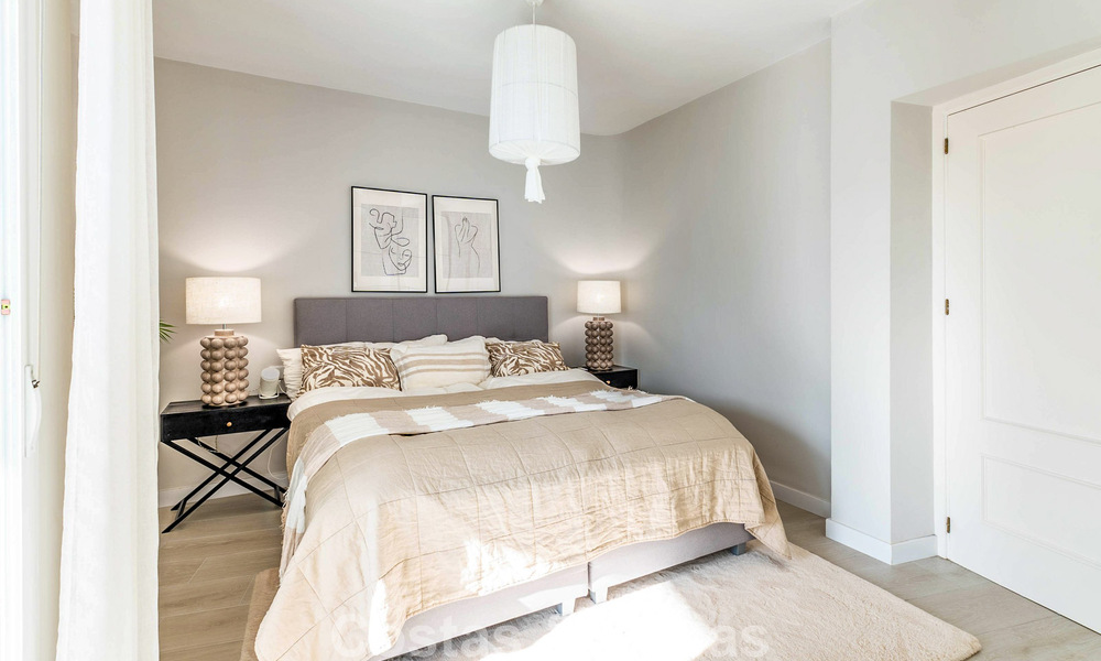 Apartamento contemporáneo reformado a poca distancia de todos los servicios y de la playa en Nueva Andalucía, Marbella 74660