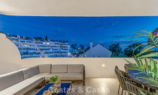 Apartamento contemporáneo reformado a poca distancia de todos los servicios y de la playa en Nueva Andalucía, Marbella 74664 