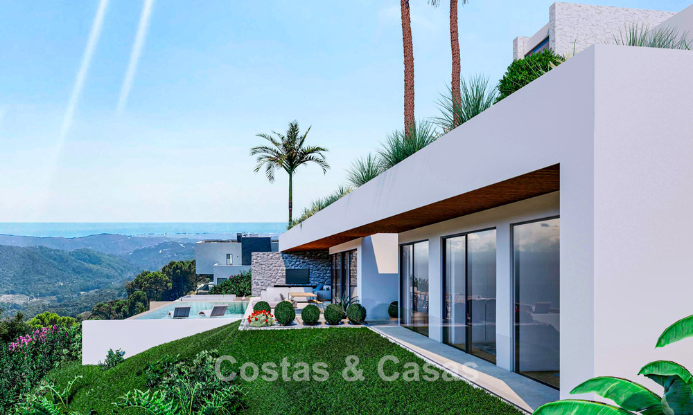 Villa de diseño de con vistas panorámicas al mar en venta en un complejo cerrado en Benahavis - Marbella 74916