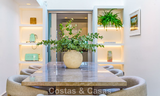 Hermosa villa de lujo con casa de invitados independiente en venta en Nueva Andalucía, Marbella 774060 