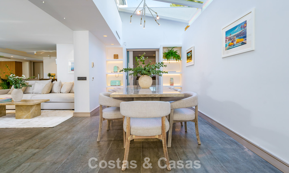 Hermosa villa de lujo con casa de invitados independiente en venta en Nueva Andalucía, Marbella 774107