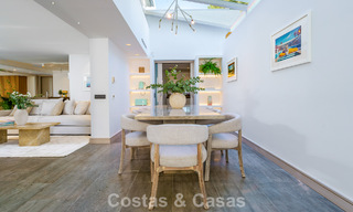Hermosa villa de lujo con casa de invitados independiente en venta en Nueva Andalucía, Marbella 774107 