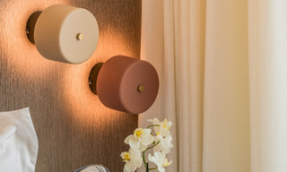 Lujoso apartamento reformado con vistas al mar en venta en un exclusivo complejo de playa en Los Monteros, Marbella Este 778357 