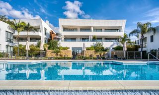 Lujoso apartamento dúplex en venta con vistas al mar en un complejo de alta gama en Sierra Blanca en la Milla de Oro de Marbella 774595 