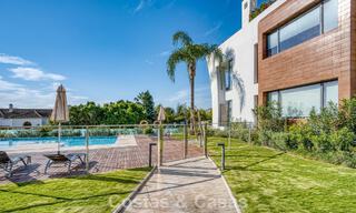 Lujoso apartamento dúplex en venta con vistas al mar en un complejo de alta gama en Sierra Blanca en la Milla de Oro de Marbella 774596 