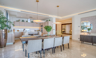 Lujoso apartamento dúplex en venta con vistas al mar en un complejo de alta gama en Sierra Blanca en la Milla de Oro de Marbella 774617 