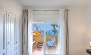 Amplio apartamento de 3 dormitorios con vistas panorámicas al mar en venta en un complejo de playa al este del centro de Marbella 774662 