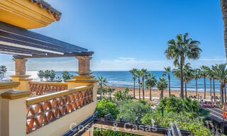 Amplio apartamento de 3 dormitorios con vistas panorámicas al mar en venta en un complejo de playa al este del centro de Marbella 774667 