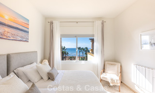 Amplio apartamento de 3 dormitorios con vistas panorámicas al mar en venta en un complejo de playa al este del centro de Marbella 774679 