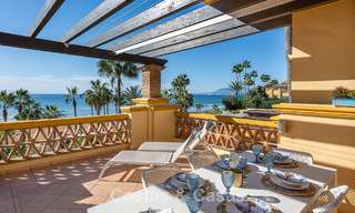 Amplio apartamento de 3 dormitorios con vistas panorámicas al mar en venta en un complejo de playa al este del centro de Marbella 774706 