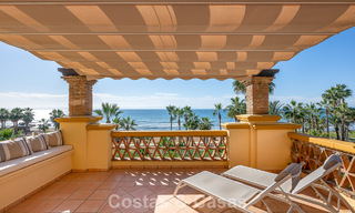 Amplio apartamento de 3 dormitorios con vistas panorámicas al mar en venta en un complejo de playa al este del centro de Marbella 774711 