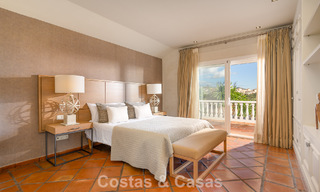 Preciosa villa de estilo español con impresionantes vistas al mar en venta en Elviria, Marbella Este 774741 