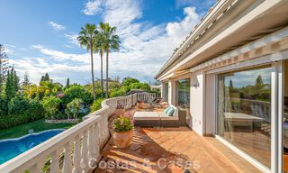 Preciosa villa de estilo español con impresionantes vistas al mar en venta en Elviria, Marbella Este 774751 