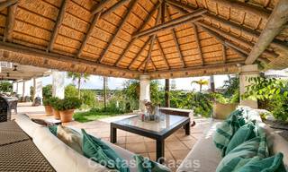 Preciosa villa de estilo español con impresionantes vistas al mar en venta en Elviria, Marbella Este 774771 