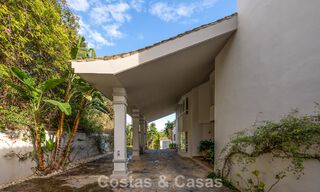 Preciosa villa de estilo español con impresionantes vistas al mar en venta en Elviria, Marbella Este 774781 