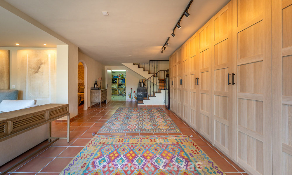 Preciosa villa de estilo español con impresionantes vistas al mar en venta en Elviria, Marbella Este 774785