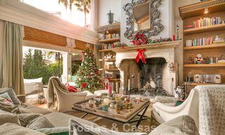 Preciosa villa de estilo español con impresionantes vistas al mar en venta en Elviria, Marbella Este 774793 