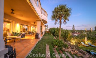 Preciosa villa de estilo español con impresionantes vistas al mar en venta en Elviria, Marbella Este 774799 