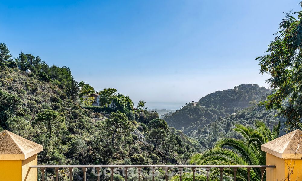 Villa de lujo andaluza en venta, en la exclusiva y segura zona de El Madroñal, Marbella - Benahavis 774815