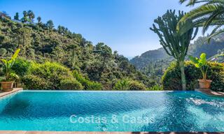 Villa de lujo andaluza en venta, en la exclusiva y segura zona de El Madroñal, Marbella - Benahavis 774816 