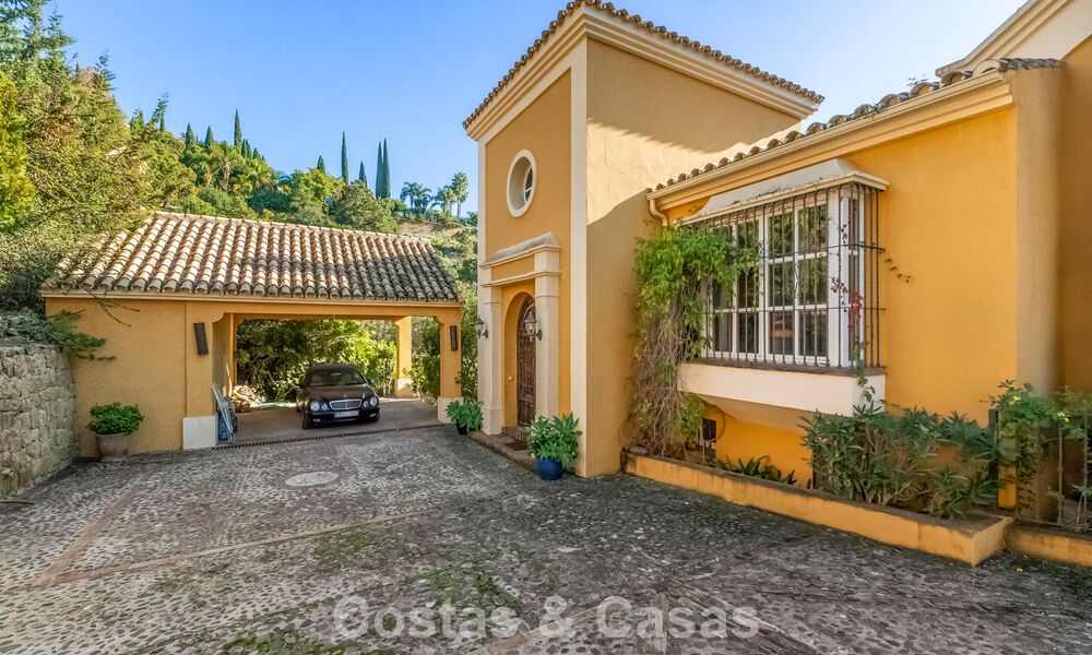 Villa de lujo andaluza en venta, en la exclusiva y segura zona de El Madroñal, Marbella - Benahavis 774817