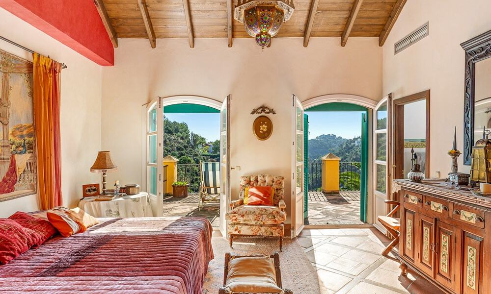 Villa de lujo andaluza en venta, en la exclusiva y segura zona de El Madroñal, Marbella - Benahavis 774833