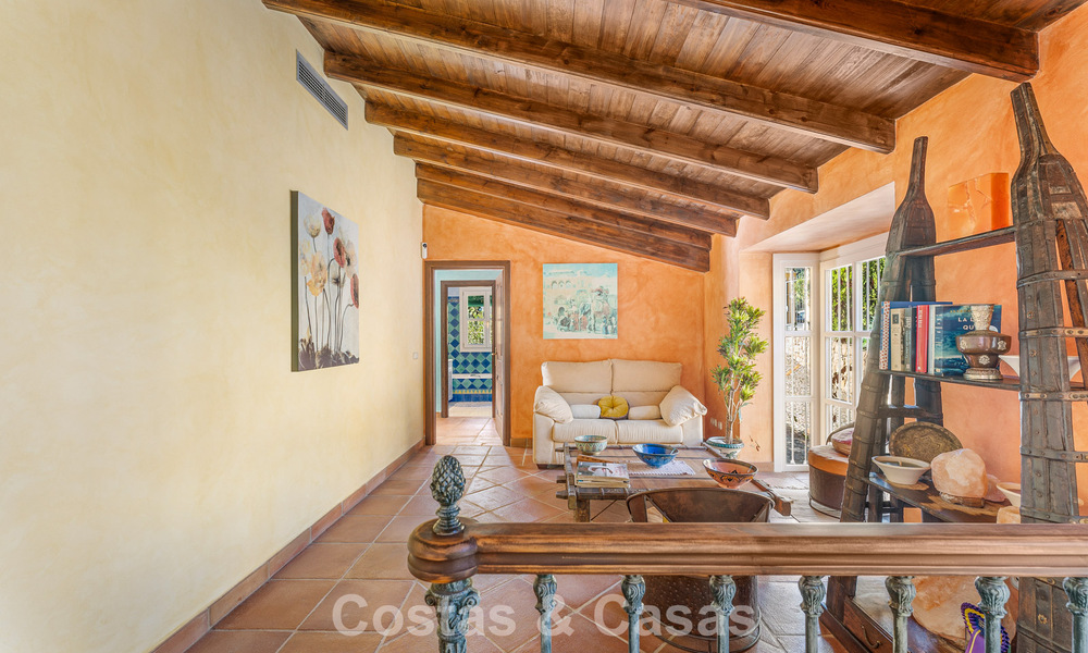 Villa de lujo andaluza en venta, en la exclusiva y segura zona de El Madroñal, Marbella - Benahavis 774836