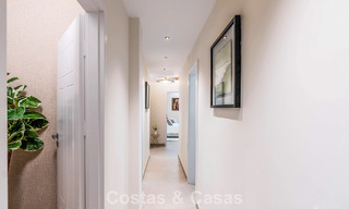 Precioso ático doble con vistas al mar en venta a poca distancia de Puerto Banús, Marbella 774856 