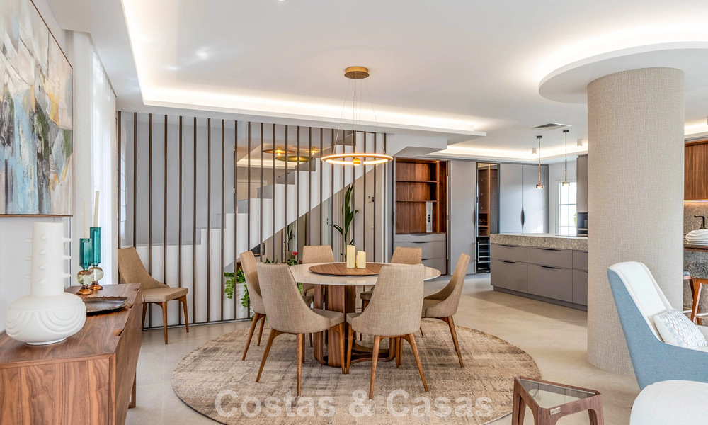 Precioso ático doble con vistas al mar en venta a poca distancia de Puerto Banús, Marbella 774858