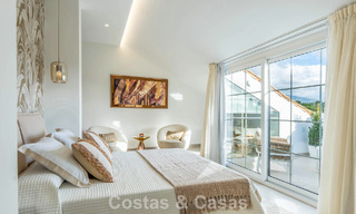 Precioso ático doble con vistas al mar en venta a poca distancia de Puerto Banús, Marbella 774874 