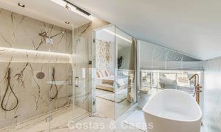 Precioso ático doble con vistas al mar en venta a poca distancia de Puerto Banús, Marbella 774876 