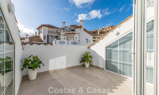 Precioso ático doble con vistas al mar en venta a poca distancia de Puerto Banús, Marbella 774886 