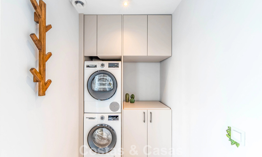 Precioso ático doble con vistas al mar en venta a poca distancia de Puerto Banús, Marbella 774887