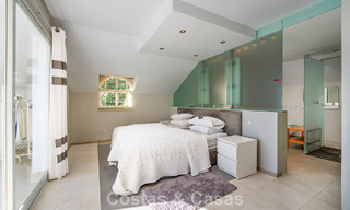 Villa clásica mediterránea en venta con vistas panorámicas al mar en una exclusiva comunidad cerrada en Marbella - Benahavis 774937 