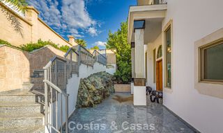 Majestuosa villa de lujo con impresionantes vistas al mar en venta, en una urbanización solicitada de Benahavis - Marbella 774950 