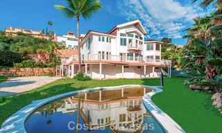 Majestuosa villa de lujo con impresionantes vistas al mar en venta, en una urbanización solicitada de Benahavis - Marbella 774959 