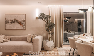 Casa adosada de lujo renovada con vistas al mar en venta, en una zona residencial cerrada en la Milla de Oro de Marbella 774973 