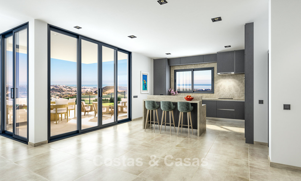 Lujosa y moderna villa de nueva construcción con vistas panorámicas al mar en venta, primera línea de golf en Mijas, Costa del Sol 775016