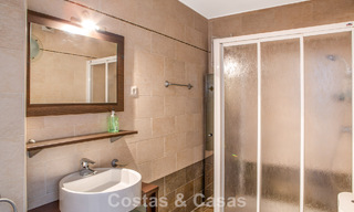 Amplia casa adosada de 4 dormitorios con preciosas vistas al mar en venta ubicada en Marbella Este 775138 