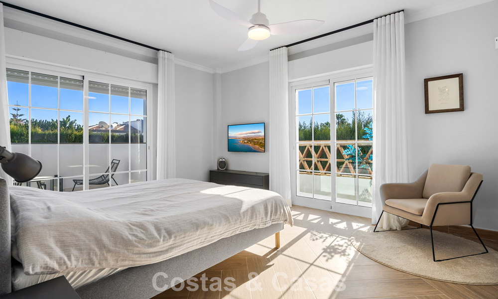 Villa de lujo lista para entrar a vivir en estilo mediterráneo en venta en una zona residencial en el valle del golf de Mijas, Costa del Sol 775154