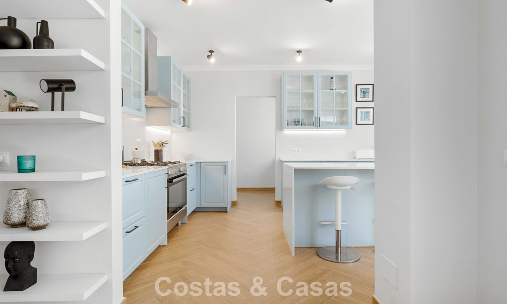 Villa de lujo lista para entrar a vivir en estilo mediterráneo en venta en una zona residencial en el valle del golf de Mijas, Costa del Sol 775166