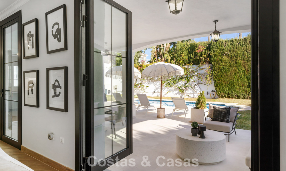 Villa de lujo lista para entrar a vivir en estilo mediterráneo en venta en una zona residencial en el valle del golf de Mijas, Costa del Sol 775179