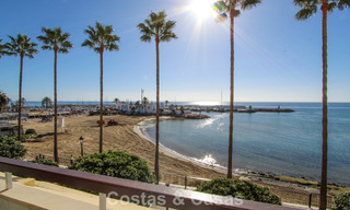 Apartamento en primera línea de playa con vistas fenomenales en venta en Marbella centro 775038 