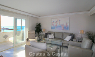 Apartamento en primera línea de playa con vistas fenomenales en venta en Marbella centro 775050 