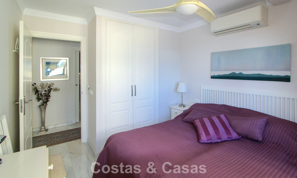 Apartamento en primera línea de playa con vistas fenomenales en venta en Marbella centro 775064
