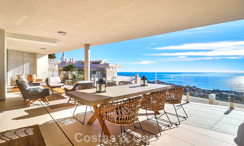 Apartamento moderno y listo para entrar a vivir con vistas panorámicas al mar en venta en Benalmádena, Costa del Sol 775486
